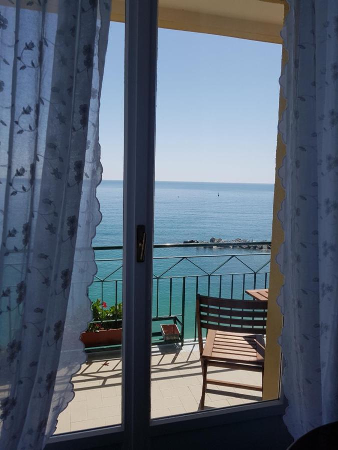 Bea'S Apartment - The Window To The Sea - Seafront Μοντερόσο αλ Μάρε Εξωτερικό φωτογραφία
